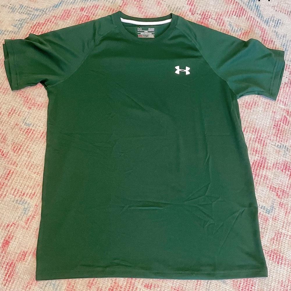 Under Armour men's tech shirt size small